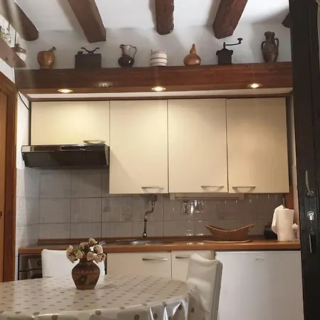 Little Stone House Appartement Split